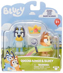 Bluey Queens Lot de 2 Figurines Officielles à Collectionner et Bingo avec Cape Arc-en-Ciel et Accessoires Couronne