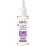 Sante Naturkosmetik Kasvohoito Päivä- ja yöhoito Smooth Operator Smoothing Serum -seerumi, jossa on mattapapua, parakressia ja glyseriiniä.