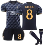 23-24 Real Madrid bortaställ för barn fotbollströja kit nr 8 Kroos Adult XS