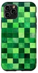 Coque pour iPhone 11 Pro Vert abstrait damier Happiness is Being a Grandma