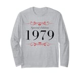 Year Of Birth 1979 Birthday Design Vintage Born In 1979 Long Sleeve T-Shirt