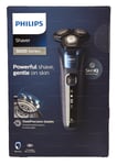 Philips Series 5000 Wet or Dry Shaver 360d Flexing Heads SkinIQ Inc Charge Stand