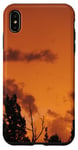 Coque pour iPhone XS Max Sapins, nuages et ciel ombré orange doré