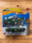 Miniature Hot wheels Volvo P1800 Gasser HW dream garage