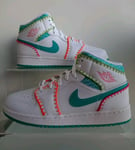 NIKE AIR JORDAN 1 MID (GS) ,,Knitted'' SIZE UK 5.5 EUR 38.5 (DM6218 100)