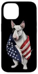 Coque pour iPhone 14 Bull Terrier Dog Patriot Wrap dans le drapeau des États-Unis Amérique