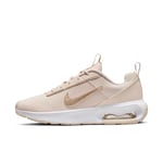 Nike Femme Air Max Intrlk Lite Sneaker, Light Soft Pink Shimmer White, 36.5 EU