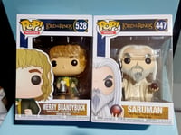 EN STOCK - Lot 2 Funko POP Lord of the rings Merry Brandybuck + Saruman