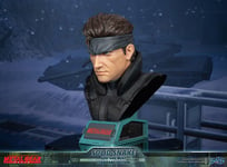 First4Figures Metal Gear Solid (Solid Snake Life-Size Bust) RESIN Statue