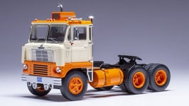 Blanc 7400 1960 Beige Camion 1:43 Model Ixo Model