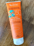 Avène Lait Enfant Très Haute Protection SPF50+ Eau Thermale Hydratation 250ml