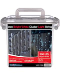 WeRChristmas Chasing Cluster Light String with 300-LED, 4.5 m - Bright White