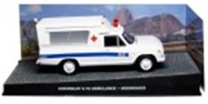 James Bond 007, C-10 Ambulance from the film Moonraker, 1:43 scale model, DY096