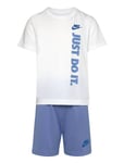 Nike Nkb B Nsw Gfx Ft Short Set Vit