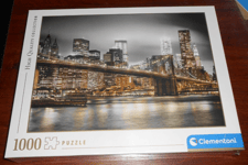 puzzle 1000 pièces NEW YORK SKYLINE NUIT, sous blister