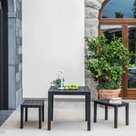 Dmora - Ensemble de salon d'extérieur Moncalieri, Composition de jardin avec 1 table carrée et 2 bancs, Salon intérieur et extérieur de Pic Nic, 100% Made in Italy, Anthracite