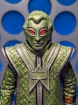 Dr Who V3 Type Green Supervoc Robots of Death Glowing Red Eyes 5" Classic Figure