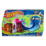 Hot Wheels Coffret Skate Skatepark Pack Attractions, 1 Fingerboard Tony Hawk et 1 Paire de Chaussures de Skate pour Doigts, Exclusif, Jouet Enfant, Dès 3 Ans, HGT95