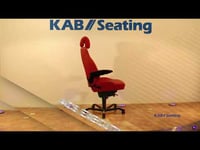 Kontorstol Kab Seating K4 Premium, White-Line Sort Tekstil Fighter Inkl. Armlæn Og Nakkestøtte I Sort Skind