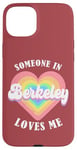 Coque pour iPhone 15 Plus Quelqu'un à Berkeley m'aime City Heart