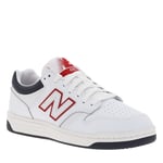 Baskets New Balance tennis en cuir blanc avec monogramme rouge à talon plat et à lacets