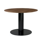 Gubi - GUBI 2.0 Dining Table, Ø 110 cm, Skiva: Trä - Valnöt, Bas: Svart - Ruokapöytä - Puun värinen - Metalli/Puu