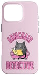 Coque pour iPhone 16 Pro Fauteuil détective – Chat lisant un livre mystère confortable