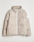 Canada Goose Black Label Lawrence Puffer Jacket Limestone