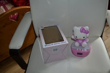 hello kitty NEUF  musical alarm clock avec la figurine idee chambre enfants**