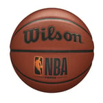 Wilson Ballon de Basketball intérieur/extérieur – Série NBA Forge – Marron – Taille 7 – 74,9 cm