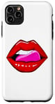 Coque pour iPhone 11 Pro Max Sexy Red Lips Pink Tongue Lick Kiss Me Rouge à lèvres brillant