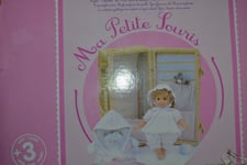 petitcollin poupee neuve dans malle ma petite souris malle osier colinette vetem