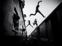 Train Jumpers Poster 70x100 cm