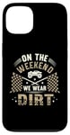 Coque pour iPhone 13 Dirt Track Racing le week-end, nous portons un pilote de voiture Dirt Race