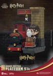 Harry Potter D-Stage Platform 9 3/4 PVC Figurine Statue Beast Kingdom