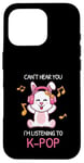 Coque pour iPhone 16 Pro Cadeau Kpop Bunny avec inscription « Can't Hear You I'm Listening To K-pop »