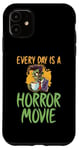 Coque pour iPhone 11 Chaque jour est un film d'horreur