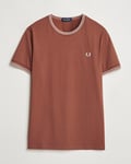 Fred Perry Twin Tipped T-Shirt Whiskey Brown