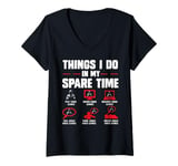 Womens Gamers Things I Do In My Spare Time play video games gaming V-Neck T-Shirt