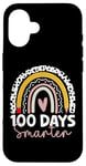 Coque pour iPhone 16 100 Days Smarter Teacher Rainbow, 100e journée d'école