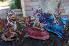 96162 4 DRAGONS  ELFE FIGURINE  TROLLS PIXIE  PIXIES KORRIGAN LES ALPES ANGE FEE