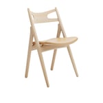 Carl Hansen - CH29P Sawbuck Chair, Vitoljad Ek, Lädergrupp A Loke - 7050 - Matstolar - Hans J. Wegner - Träfärgad - Läder/Trä