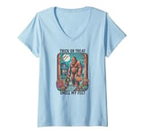 Womens Vintage Sasquatch Halloween Bigfoot & Son Trick or Treat V-Neck T-Shirt