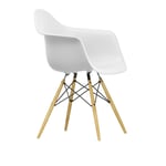 Vitra - Eames RE Plastic Armchair DAW 85 Cotton White, Golden Maple - Matstolar - Charles & Ray Eames - Vit - Metall/Plast