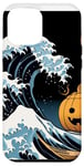 Coque pour iPhone 14 Plus Ghost & Pumpkin chevauchent la mer d'Halloween à minuit