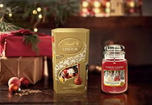 Yankee Candle Christmas Magic & Lindt Lindor Assorted Chocolate Truffles Box Gift Set | Christmas Gift Set | Chocolate Box 600g, approx. 48 Balls | Scented Candle Burn Time: up to 150 Hours