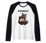 Tourist British Shorthair Cat Men Women Boys Girls Kids Raglan Baseball Tee