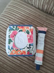 Joules Set of 4 Bath Fizzers in Egg Box Gift Set & Restore Happiness Hand Cream