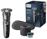 Philips Series 5000 Wet & Dry Electric Shaver S5887/50 male