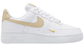 Kengät Nike WMNS AIR FORCE 1 07 ESS cz0270-105 Koko 44 EU